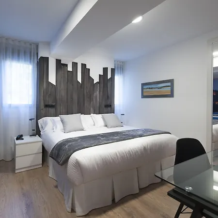 招待所 Sardinero 4*