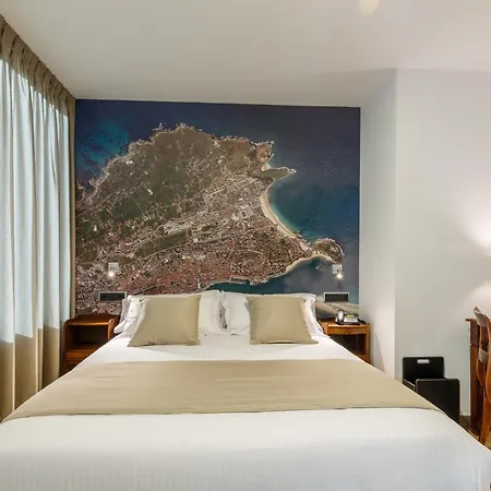 招待所 Sardinero