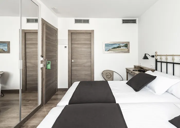 Sardinero Gæstehus 4*